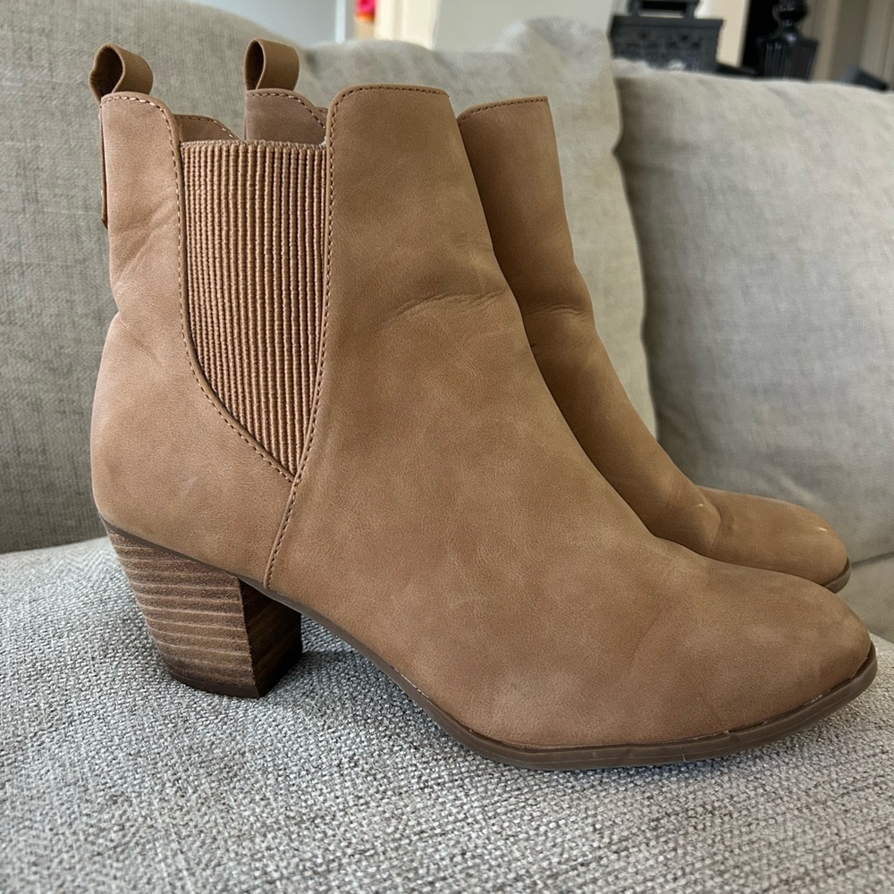 DV by Dolce Vita Camel Ankle Booties